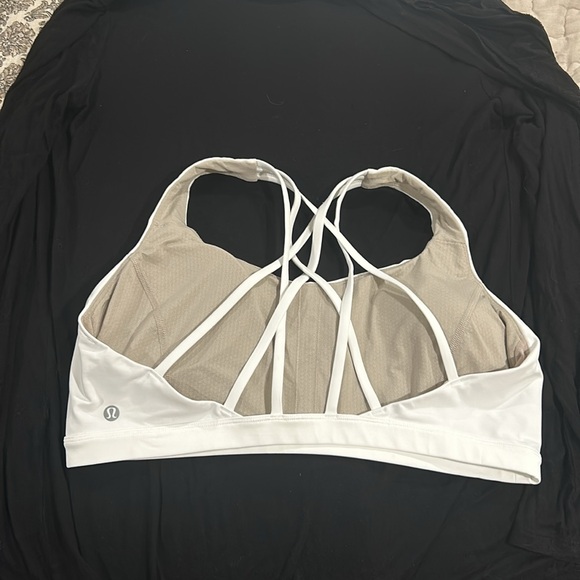Lululemon Free to be Serene Sports Bra size 14 - Picture 2 of 4